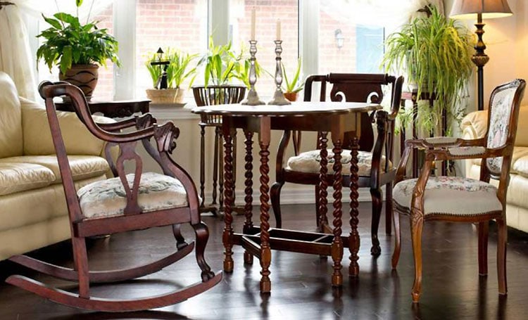 Colonial Style Furniture