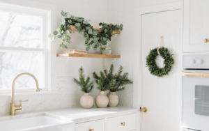 3 Easy Ways to Display Winter Greenery in Your Kitchen